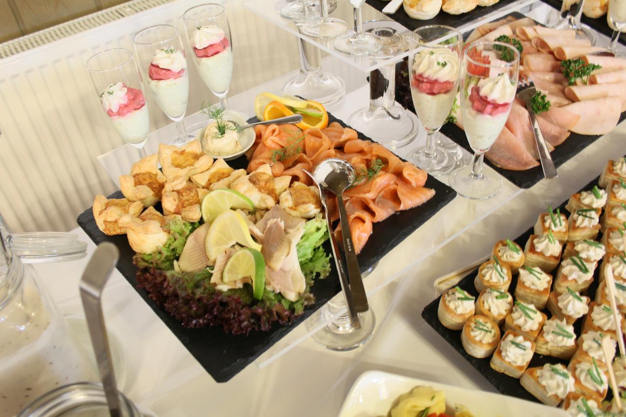 Hotel & Restaurant Arnoldusklause Duren Екстер'єр фото