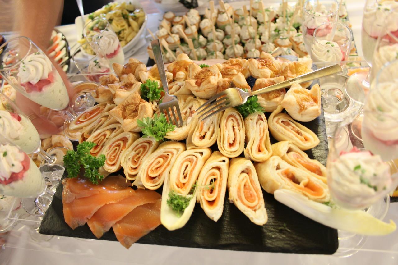 Hotel & Restaurant Arnoldusklause Duren Екстер'єр фото