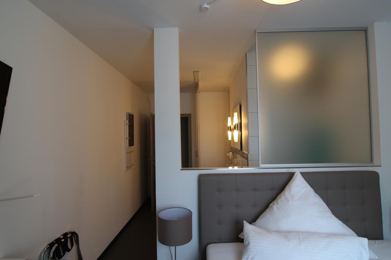 Hotel & Restaurant Arnoldusklause Duren Екстер'єр фото