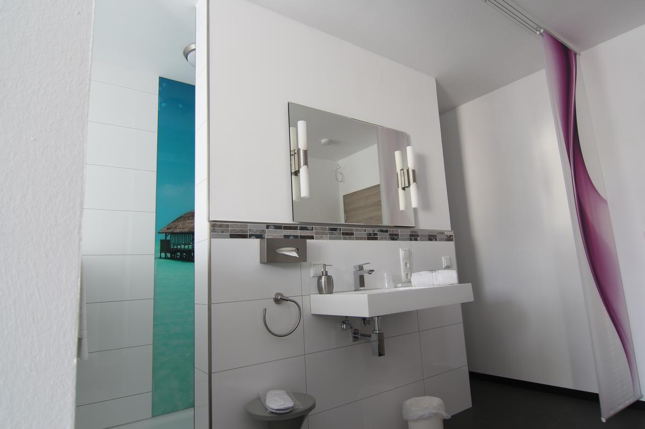 Hotel & Restaurant Arnoldusklause Duren Екстер'єр фото