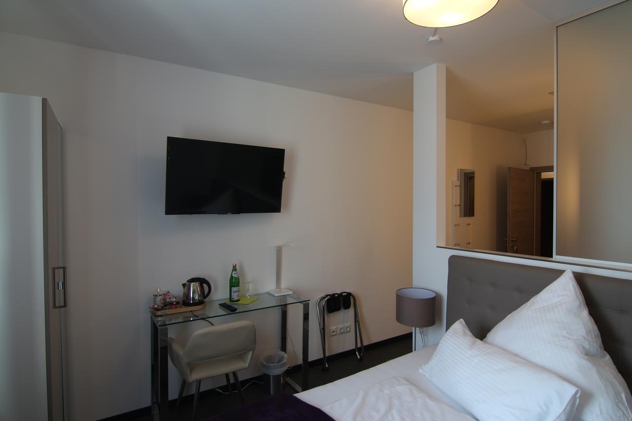 Hotel & Restaurant Arnoldusklause Duren Екстер'єр фото