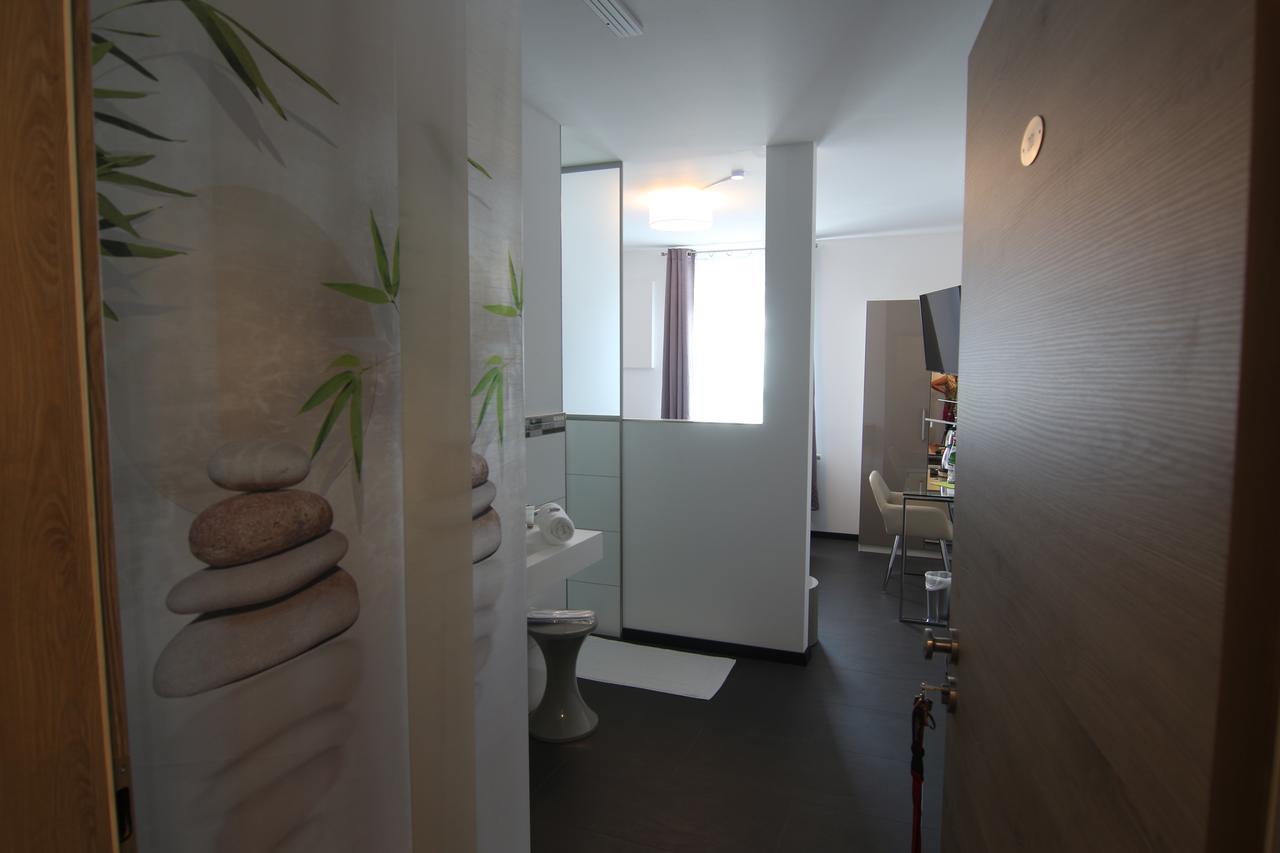 Hotel & Restaurant Arnoldusklause Duren Екстер'єр фото