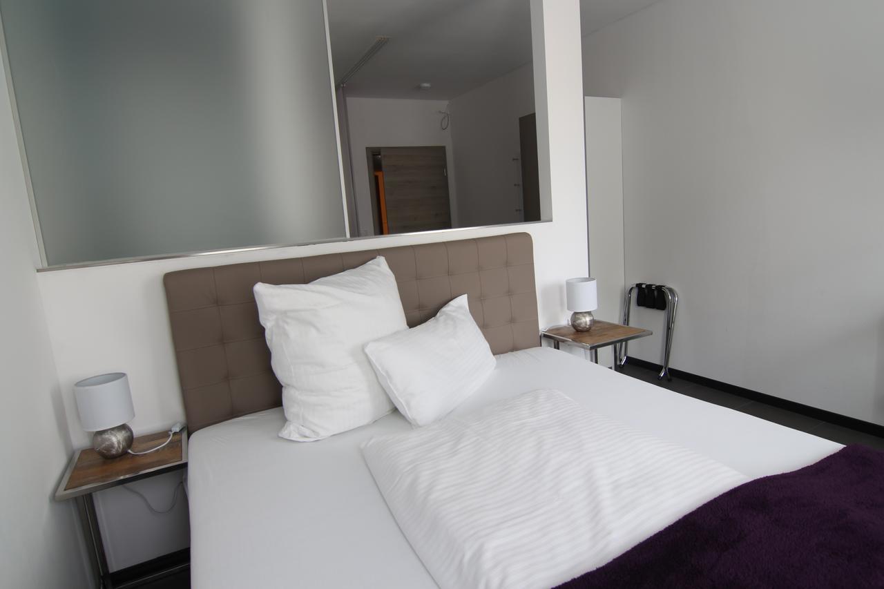 Hotel & Restaurant Arnoldusklause Duren Екстер'єр фото