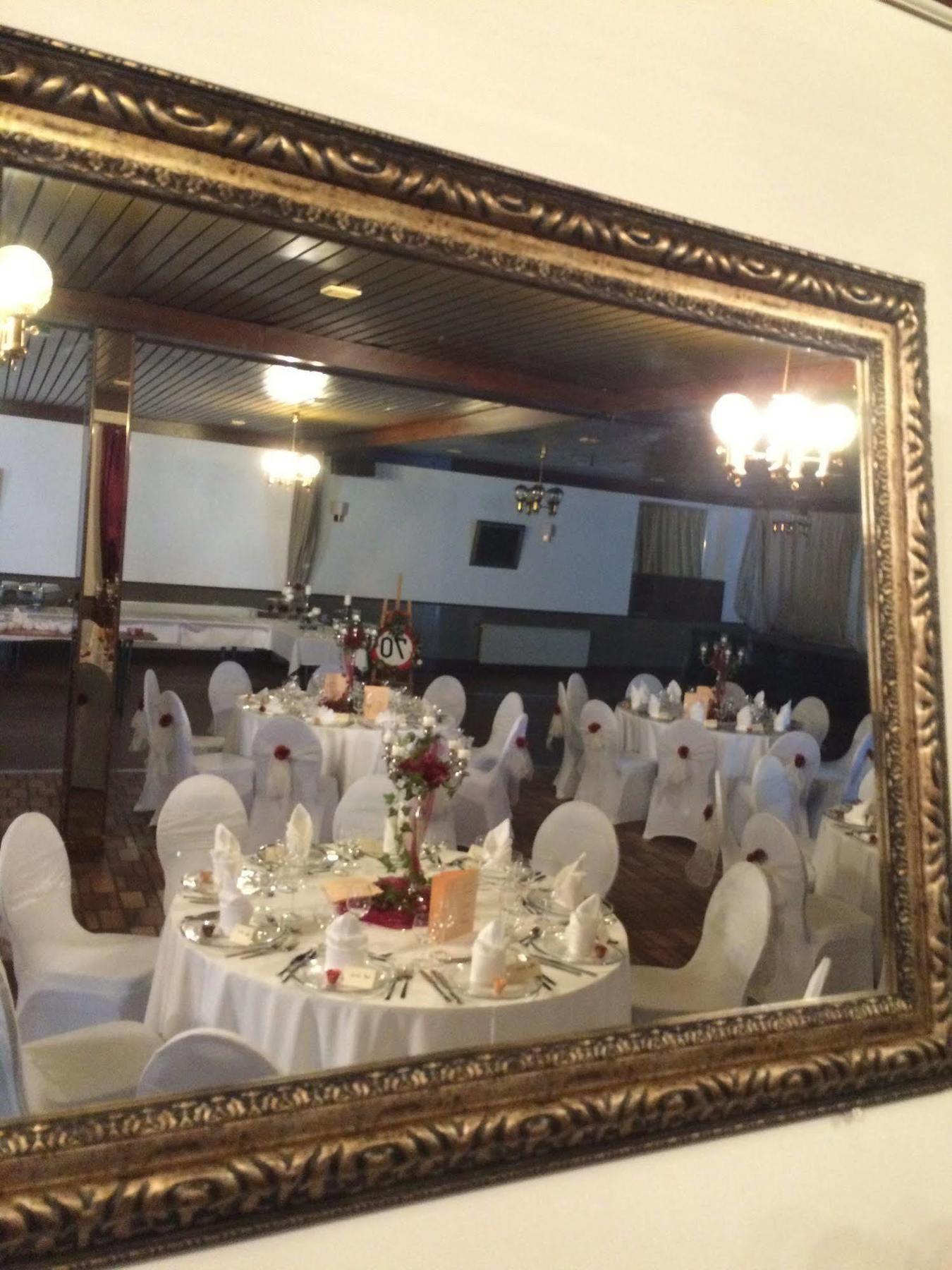 Hotel & Restaurant Arnoldusklause Duren Екстер'єр фото